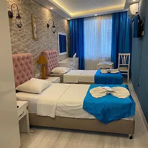Elisa 3 Istanbul