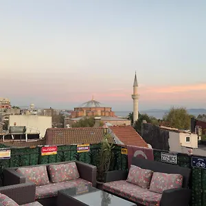 Life Istanbul